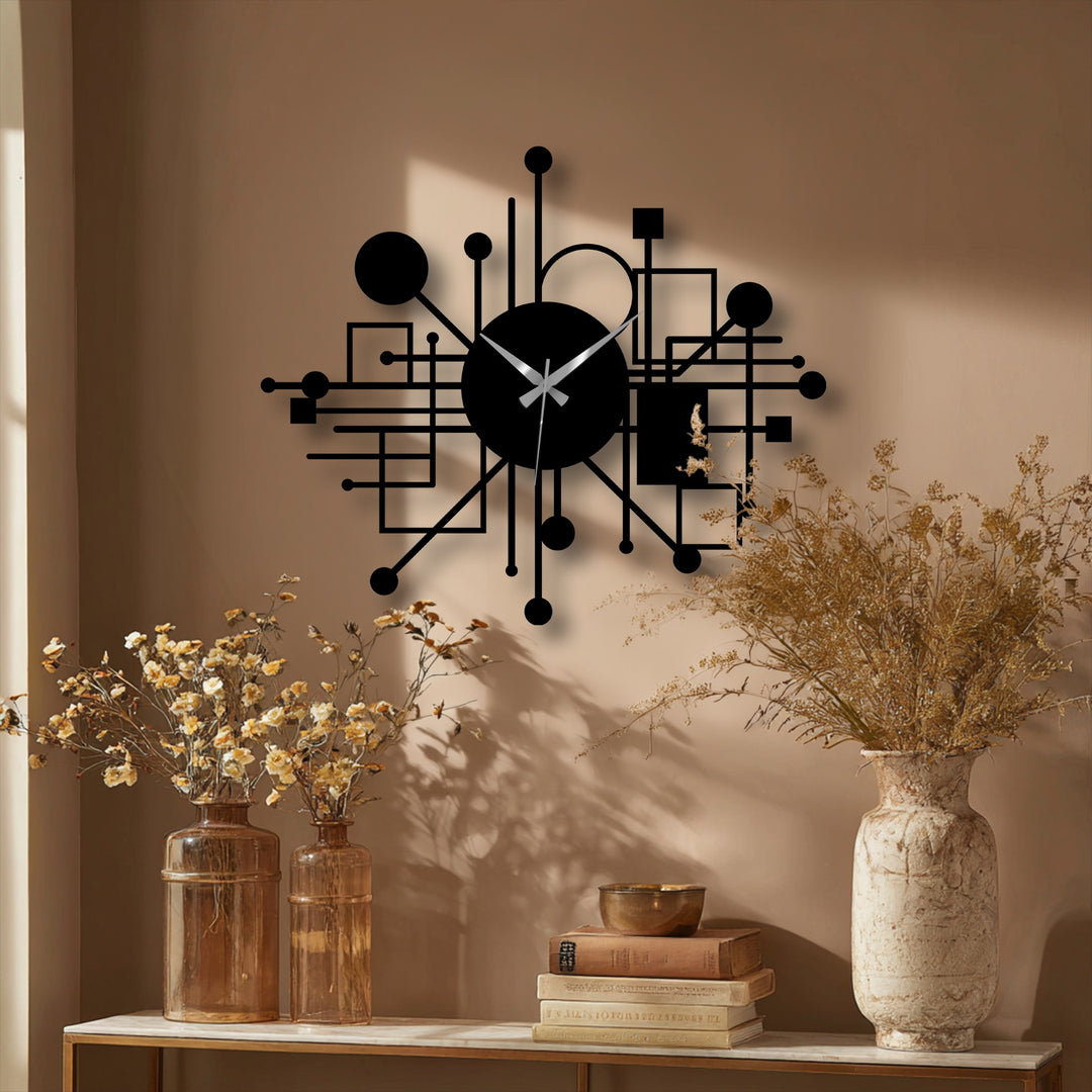 Black finish gives this abstract network metal wall clock a sleek and modern look, a stylish piece of home decoration with unique geometric lines.