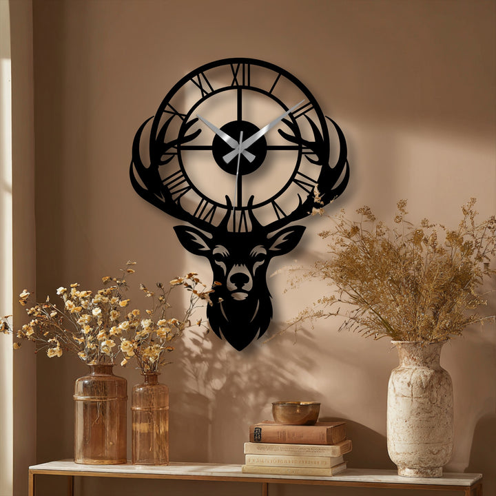 Highlighting the intricate edge design, this decorative deer antler metal wall clock features detailed borders showcasing rustic Roman numerals as stunning metal art for wall decor.