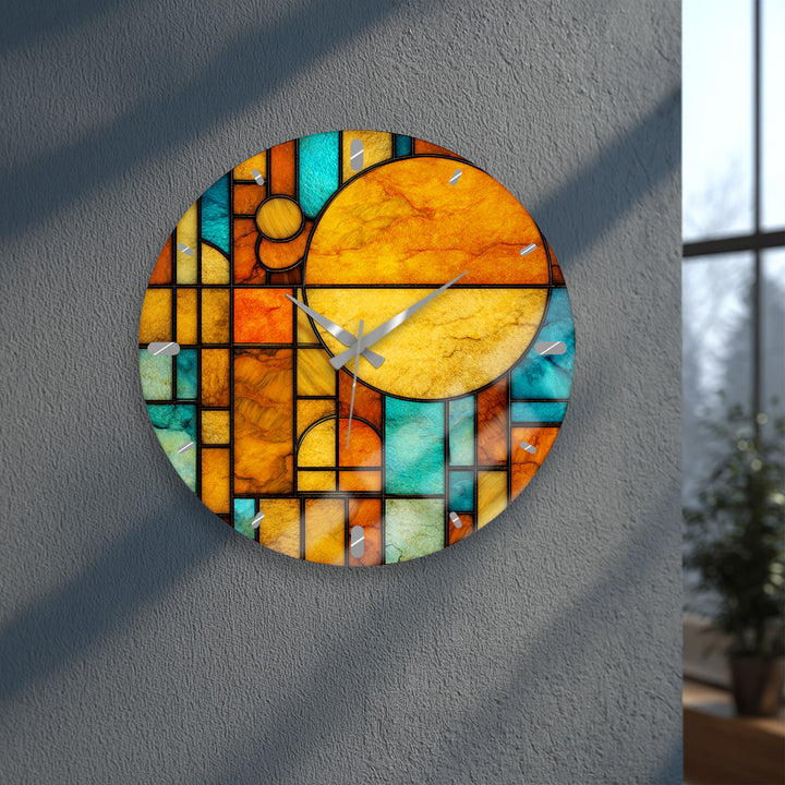 Orangefarbene und blaugrüne Glaswanduhr – geometrische Retro-Sonnenkunst