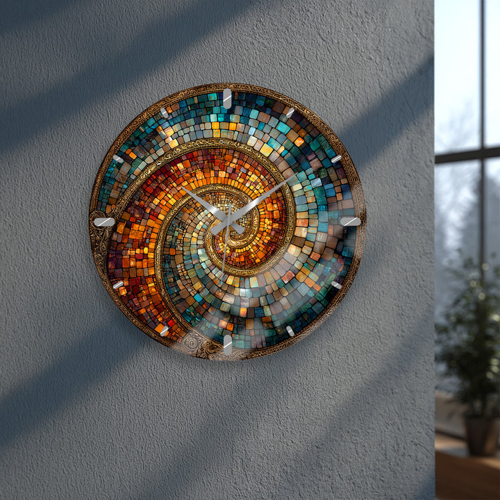 Spiralmosaik-Glaswanduhr – abstrakte Kunst in Blaugrün und Kupfer
