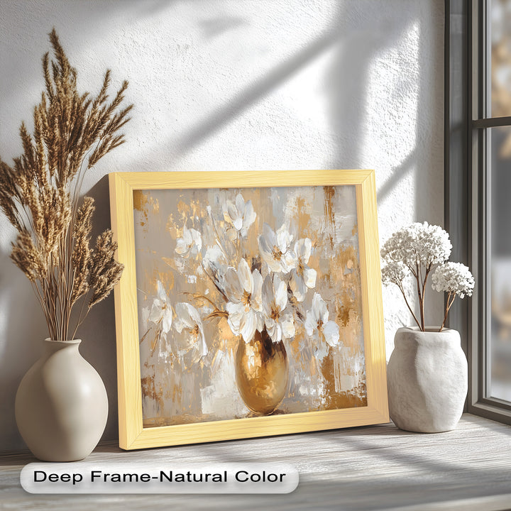 Goldene Vase mit weißen Blüten – Neutrales Blumenölgemälde