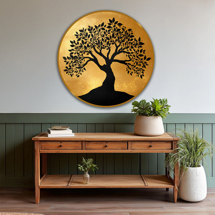 Gleaming with a reflective quality, the golden finish on this round tree silhouette oil painting wall art enhances its elegant, nature-inspired design on wood.