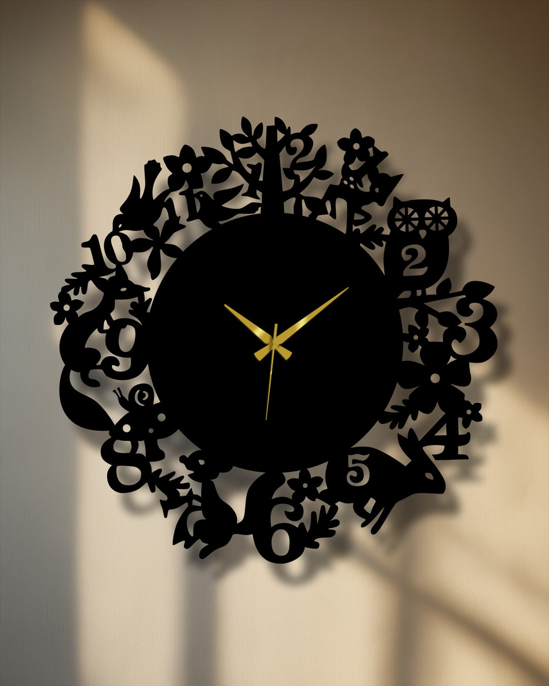 The stillness of this woodland animals decorative metal art clock highlights the laser-cut forest nature design, its elegant gold hands frozen in a peaceful moment.