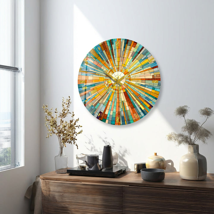 Geometrische Sunburst-Glaswanduhr – Bunte Mosaikkunst