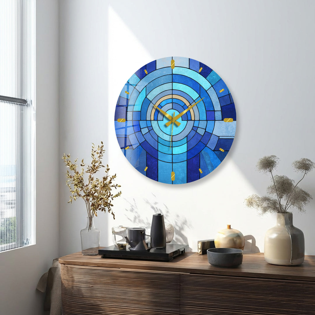 Blaue geometrische Glas-Wanduhr – Dekor im Buntglas-Stil