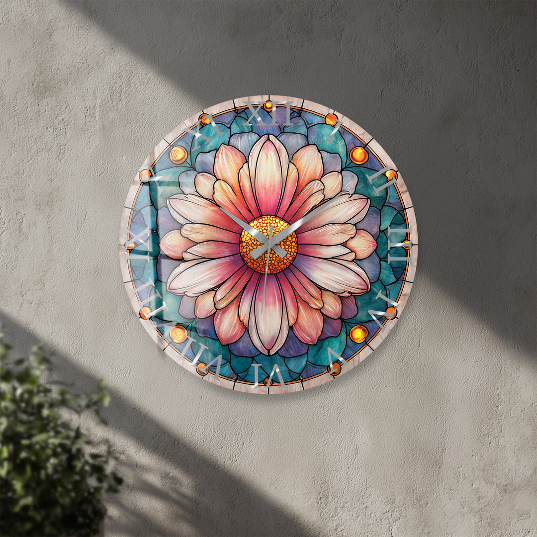 Rosa florale Glas-Wanduhr – Dekor im Buntglas-Stil