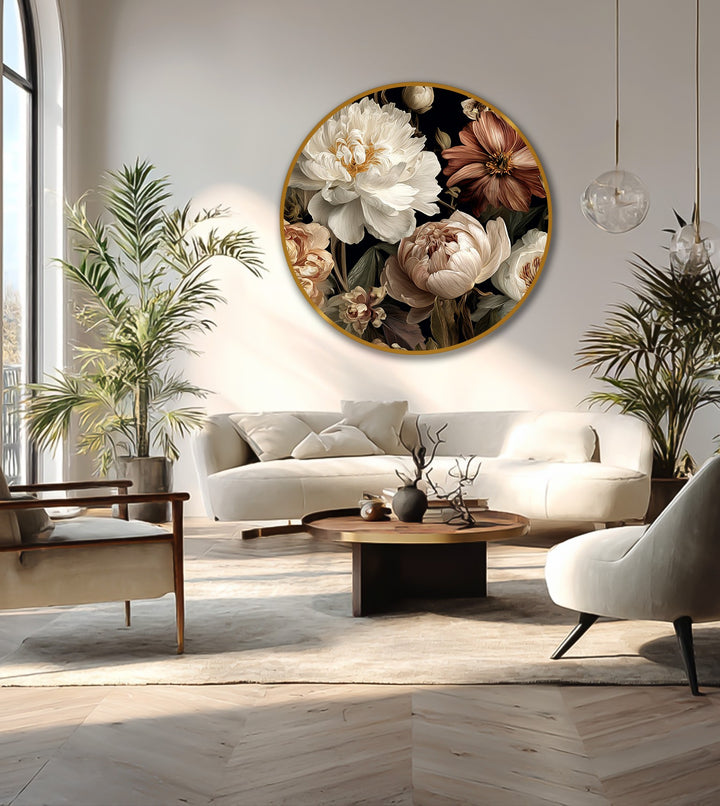 Transitioning from cream to blush, this classic floral round oil painting showcases the beauty of oil painting art prints through its seamless gradations.