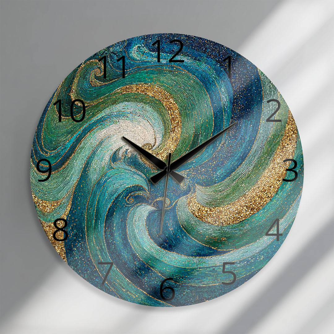 Türkisfarbene Mosaik-Glas-Wanduhr – abstraktes Wirbeldekor