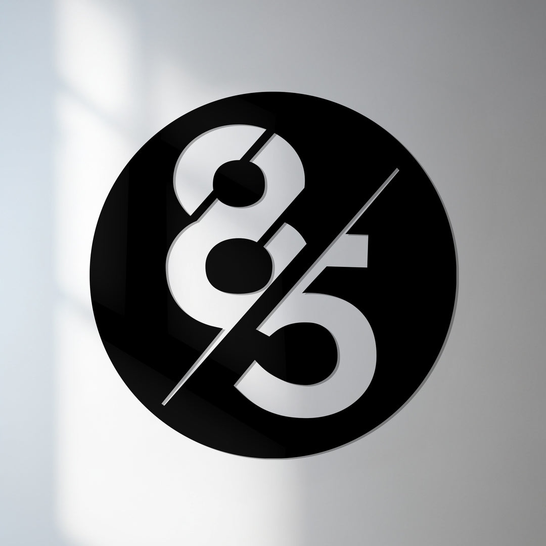 Minimal circular metal address sign black