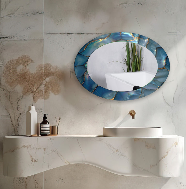 Mirror wall decor with creative frames and reflective details to elevate your home interior
