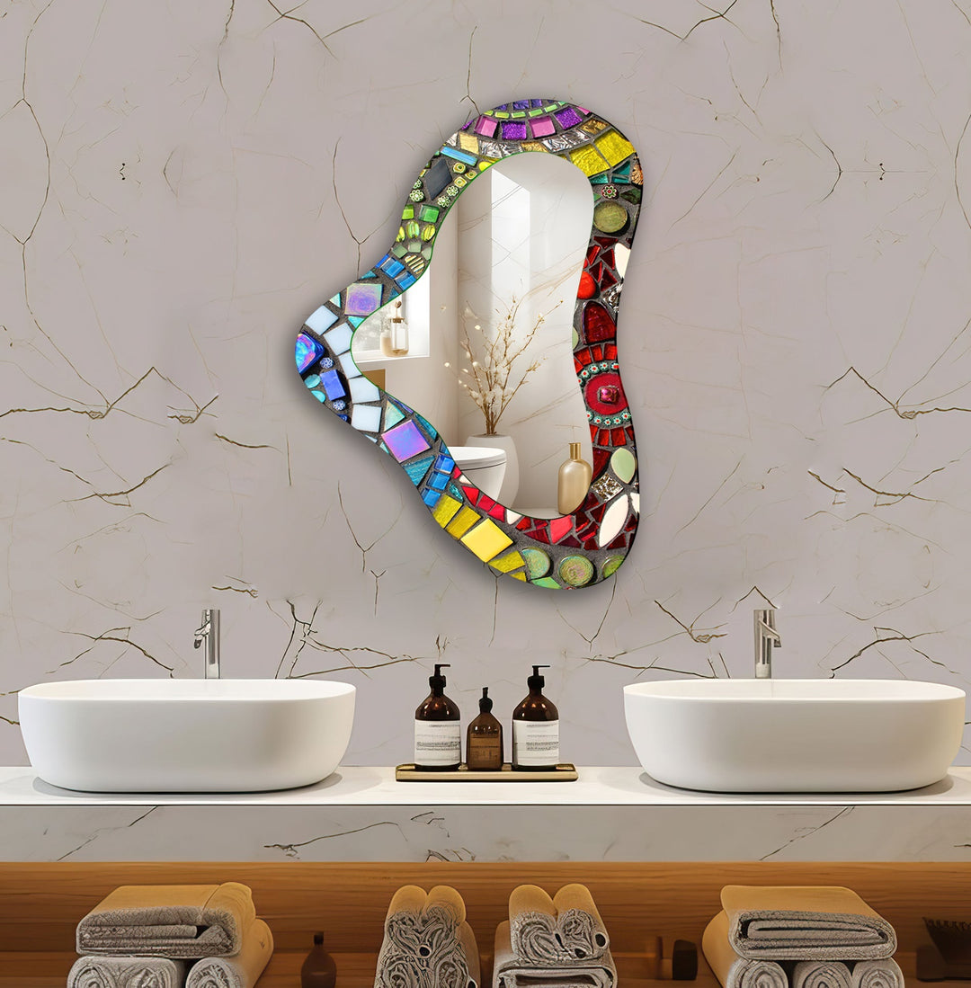 Mirror wall decor with creative frames and reflective details to elevate your home interior

