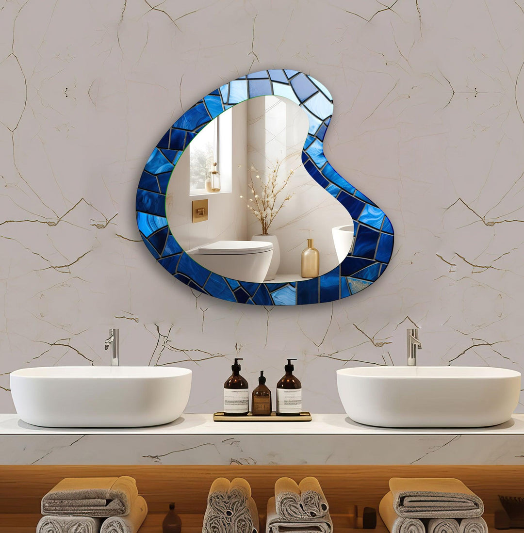 Decorative wall mirror with a minimalist frame to complement both modern and classic interiors
