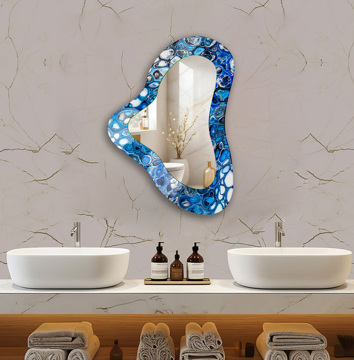 Stylish wall mirrors featuring sleek and modern frames for a sophisticated look

