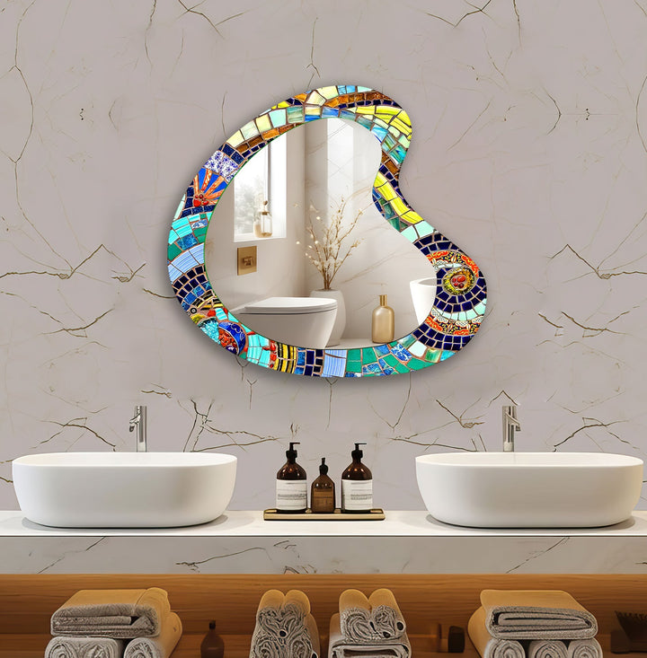 Decorative wall mirror with a minimalist frame to complement both modern and classic interiors
