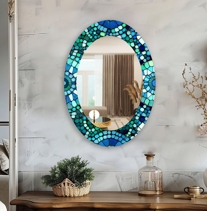 Mirror wall decor with creative frames and reflective details to elevate your home interior
