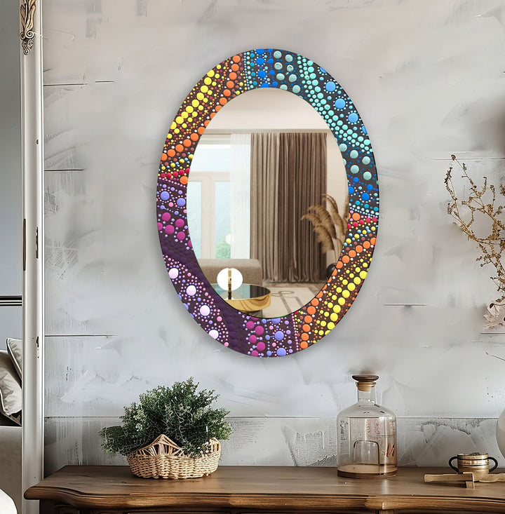 Ovaler Wandspiegel mit gelbem Mosaik