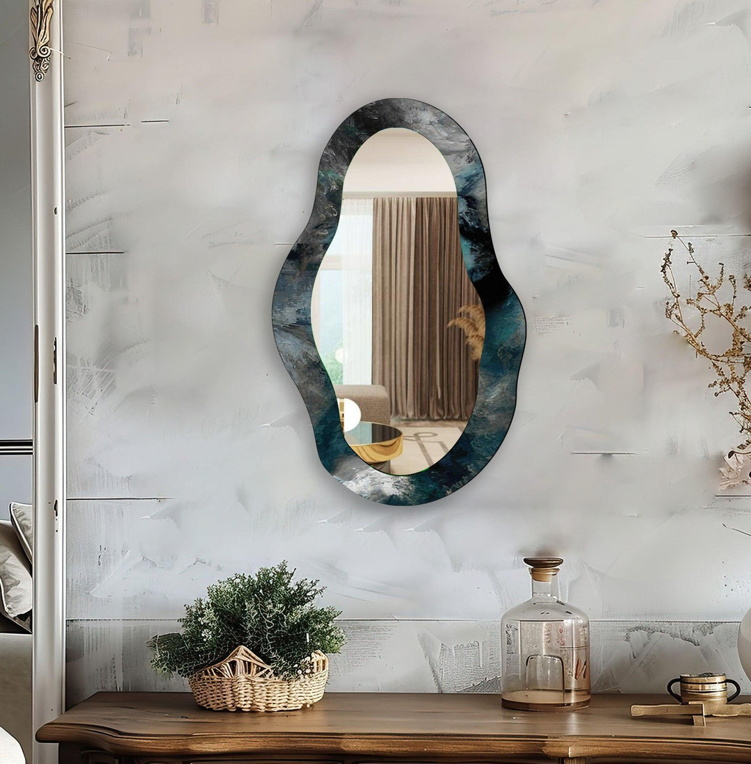 Mirror wall decor combining reflective surfaces and artistic shapes for a stunning focal point

