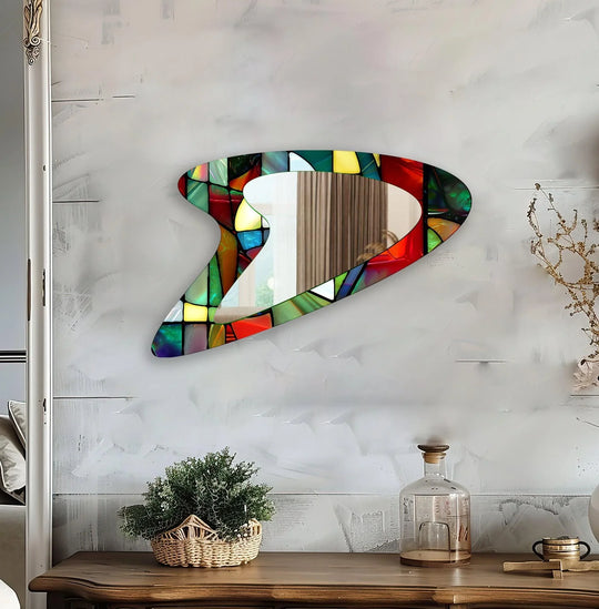Mirror wall decor with creative frames and reflective details to elevate your home interior
