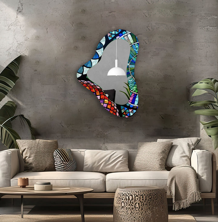 Mirror wall decor combining reflective surfaces and artistic shapes for a stunning focal point
