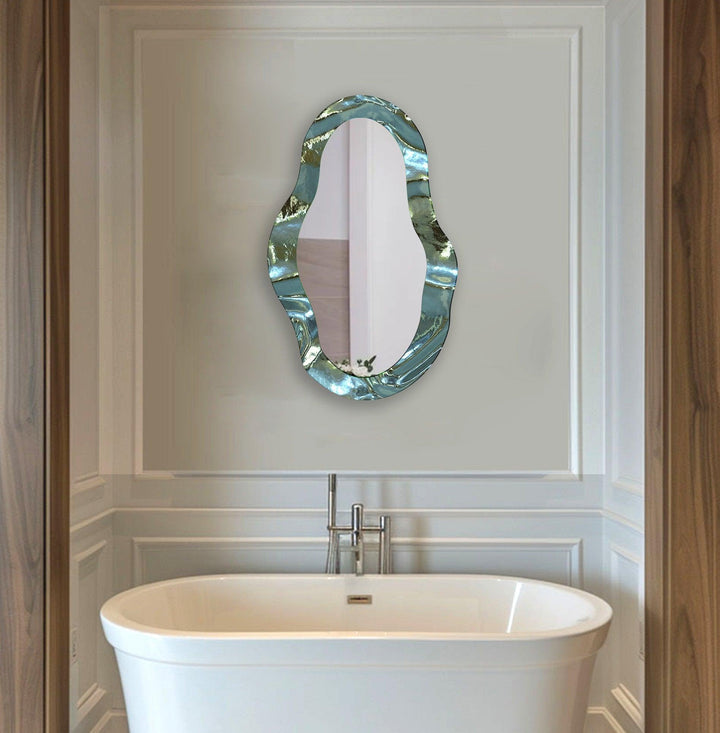 Asymmetrischer Wandspiegel in Metallic-Grau
