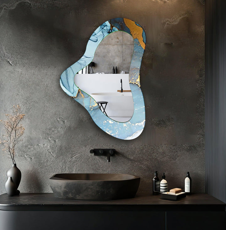 Wall mirrors combining modern aesthetics with classic elegance for timeless appeal
