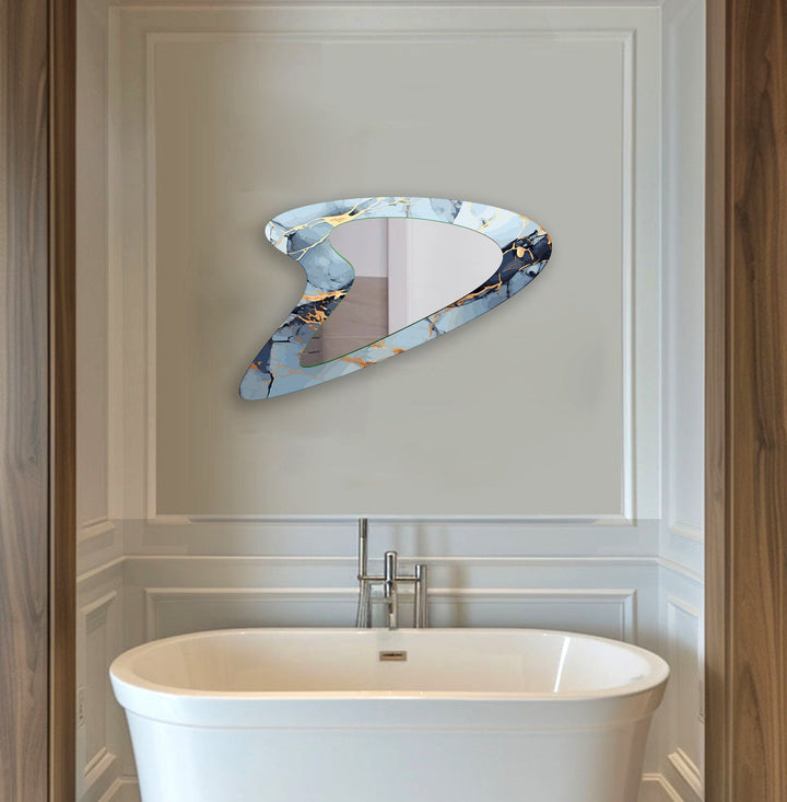 Decorative wall mirror featuring elegant details to enhance your home’s ambiance
