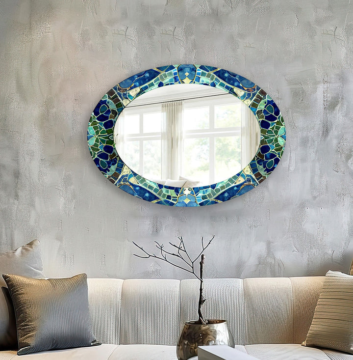 Ovaler Wandspiegel mit grünem und blauem Mosaik