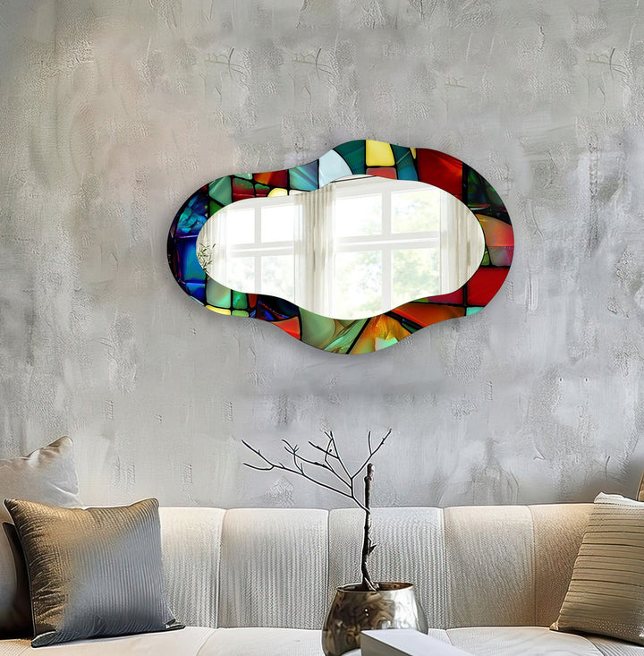 Wall mirrors combining modern aesthetics with classic elegance for timeless appeal
