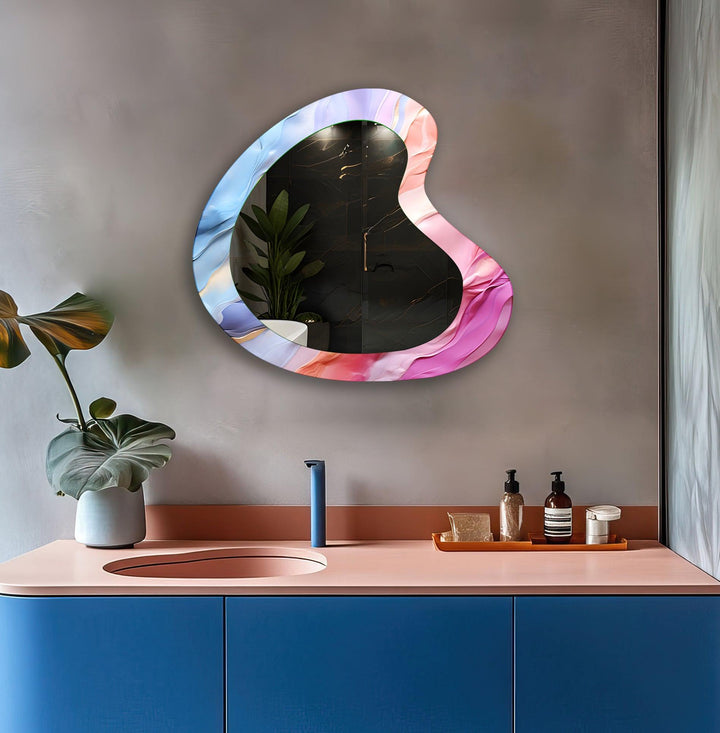 Wall mirrors combining modern aesthetics with classic elegance for timeless appeal
