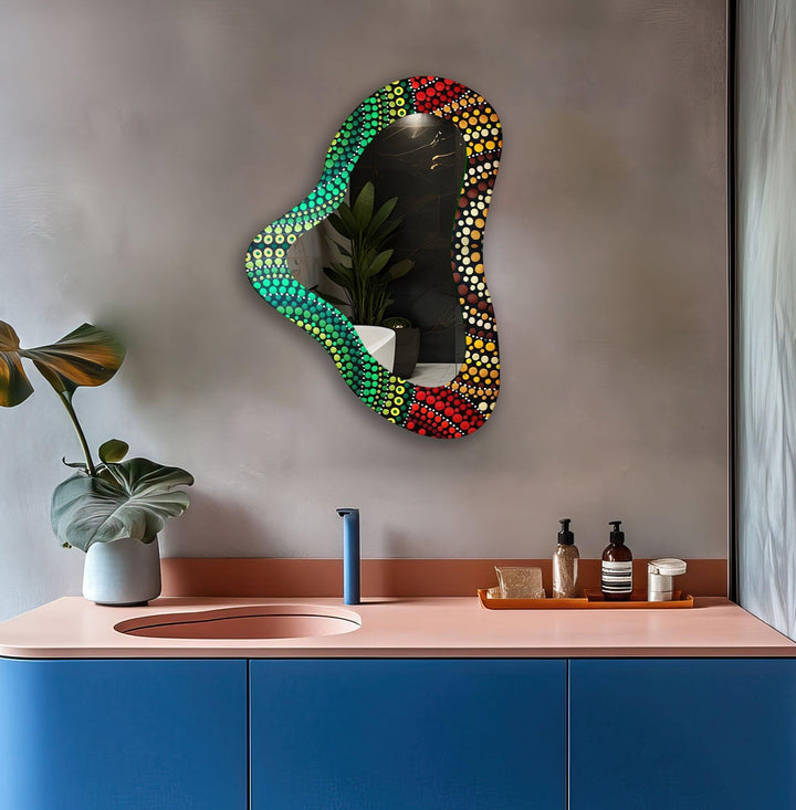 Decorative wall mirror featuring elegant details to enhance your home’s ambiance
