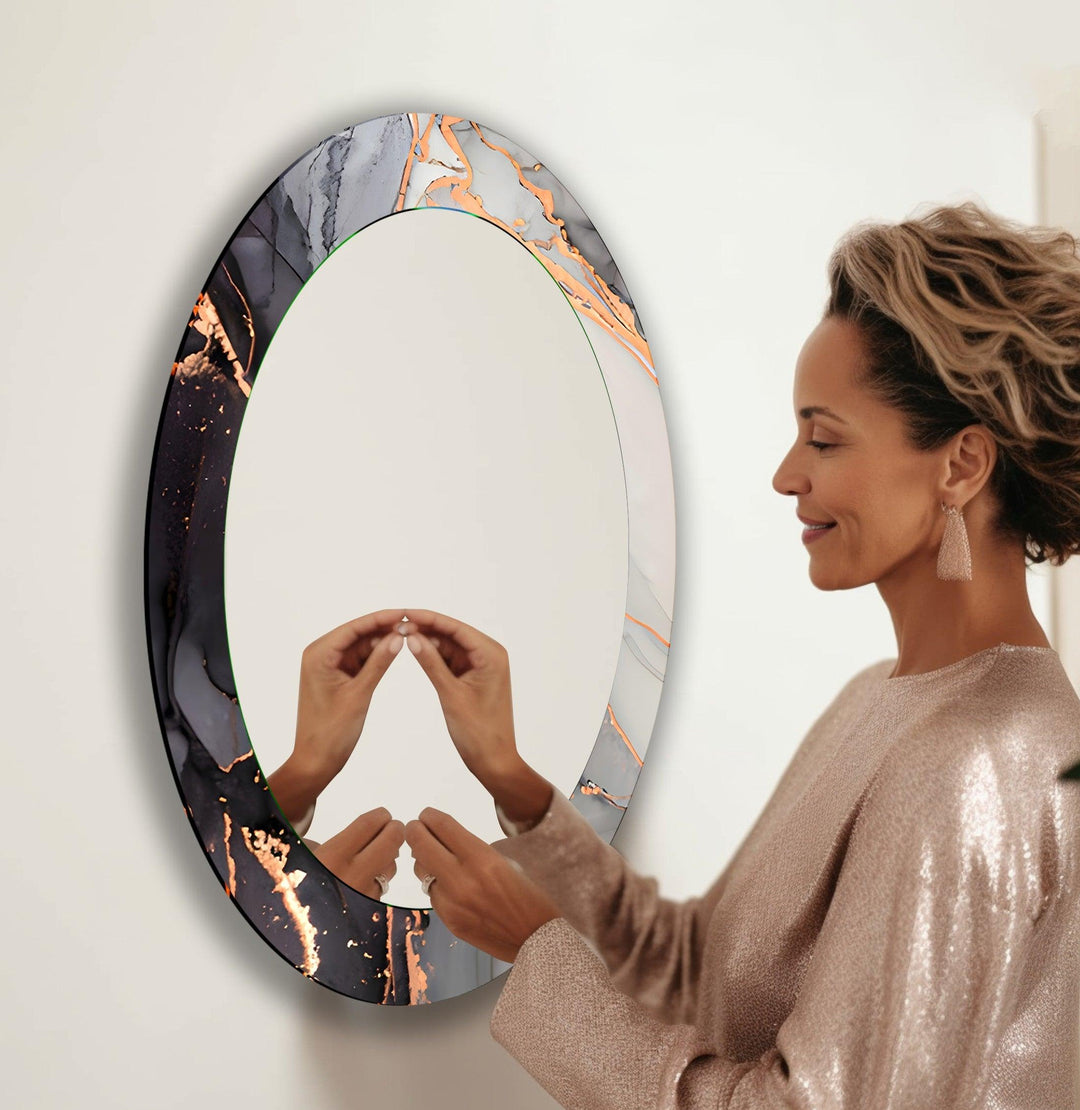Decorative wall mirror with a minimalist frame to complement both modern and classic interiors
