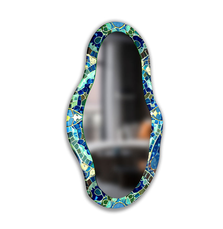 Decorative wall mirror showcasing minimalist elegance for a timeless addition to any room
