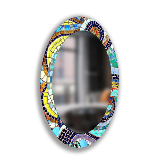 Wall mirrors combining modern aesthetics with classic elegance for timeless appeal
