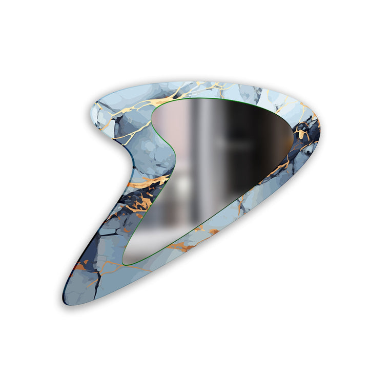 Wall mirrors combining modern aesthetics with classic elegance for timeless appeal
