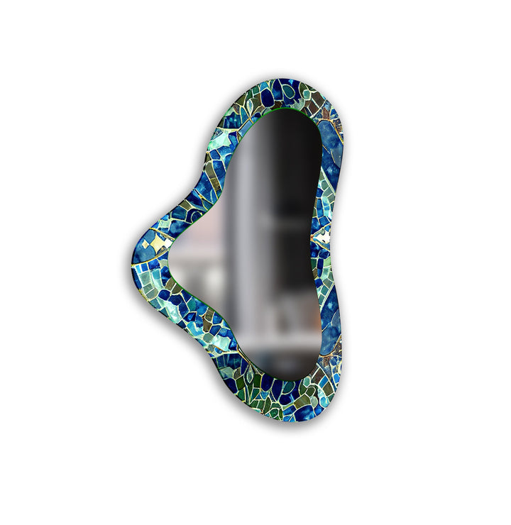 Mirror wall decor combining reflective surfaces and artistic shapes for a stunning focal point

