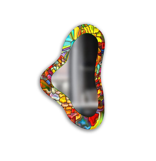 Mirror wall decor combining reflective surfaces and artistic shapes for a stunning focal point
