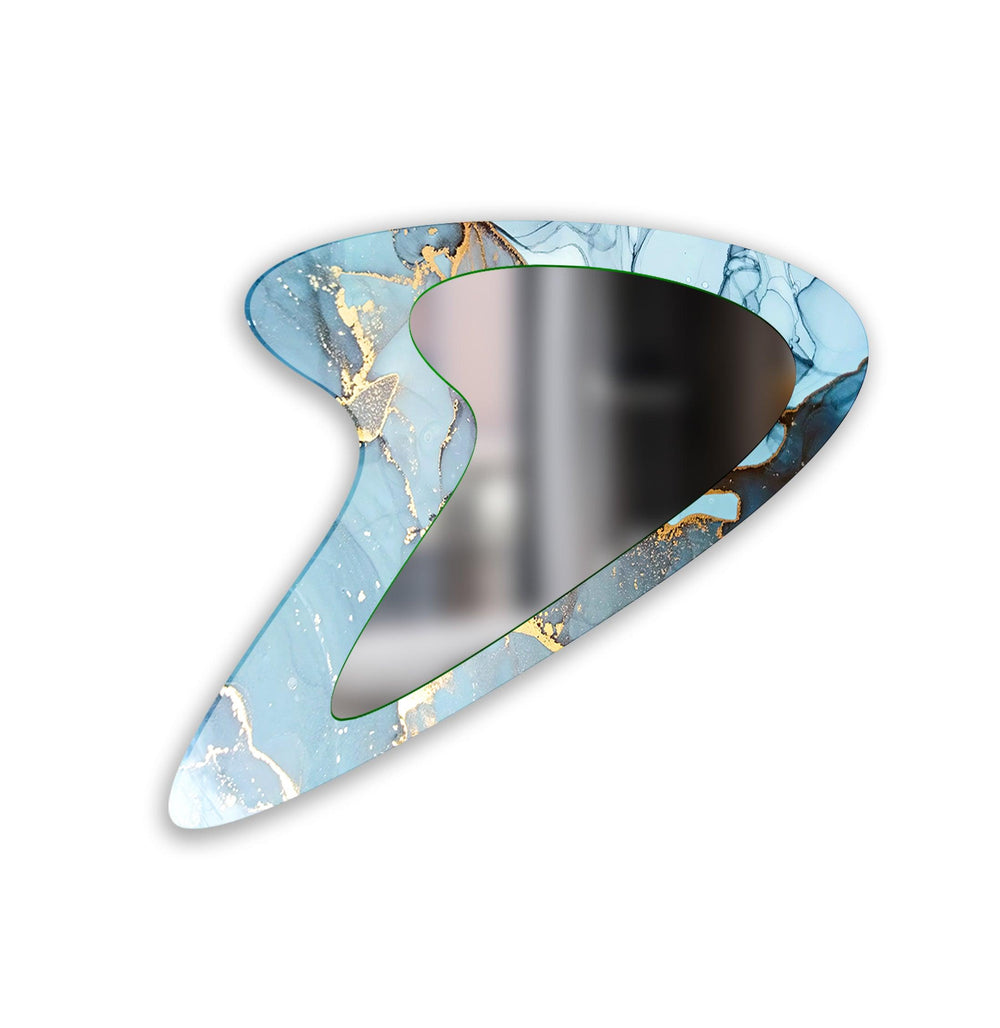 Wall mirrors with sleek frames and reflective surfaces for a modern and minimalistic look
