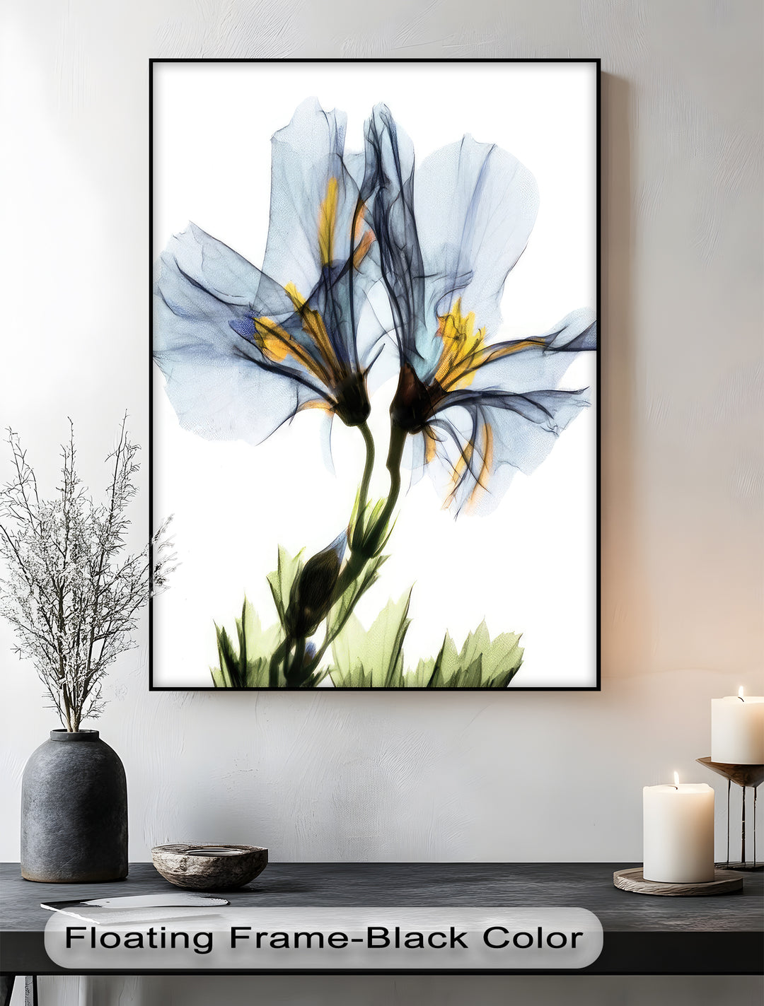 Winterliche Ruhe – Japanische Frau im blauen Kimono, Leinwanddruck | Gerahmtes Kunstwerk