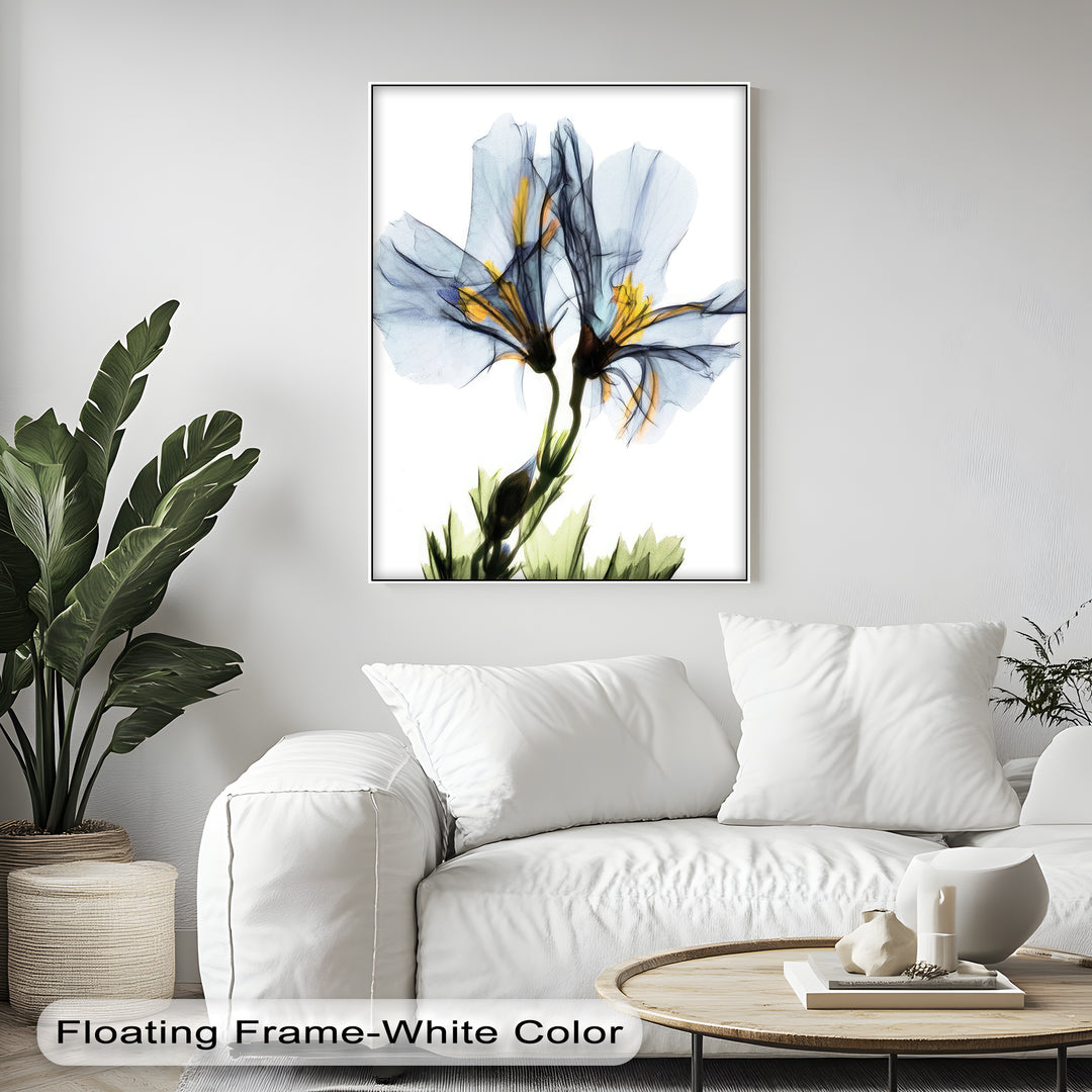 Winterliche Ruhe – Japanische Frau im blauen Kimono, Leinwanddruck | Gerahmtes Kunstwerk