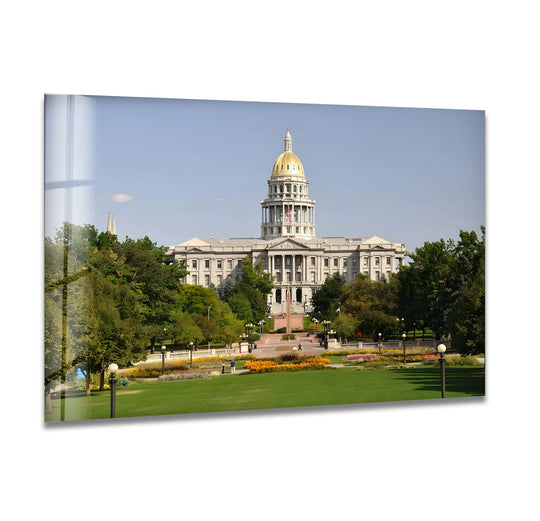 With a sleek finish, the unique modern wall decor showcases the Colorado State Capitol, a historic landmark captured on glass wall art.