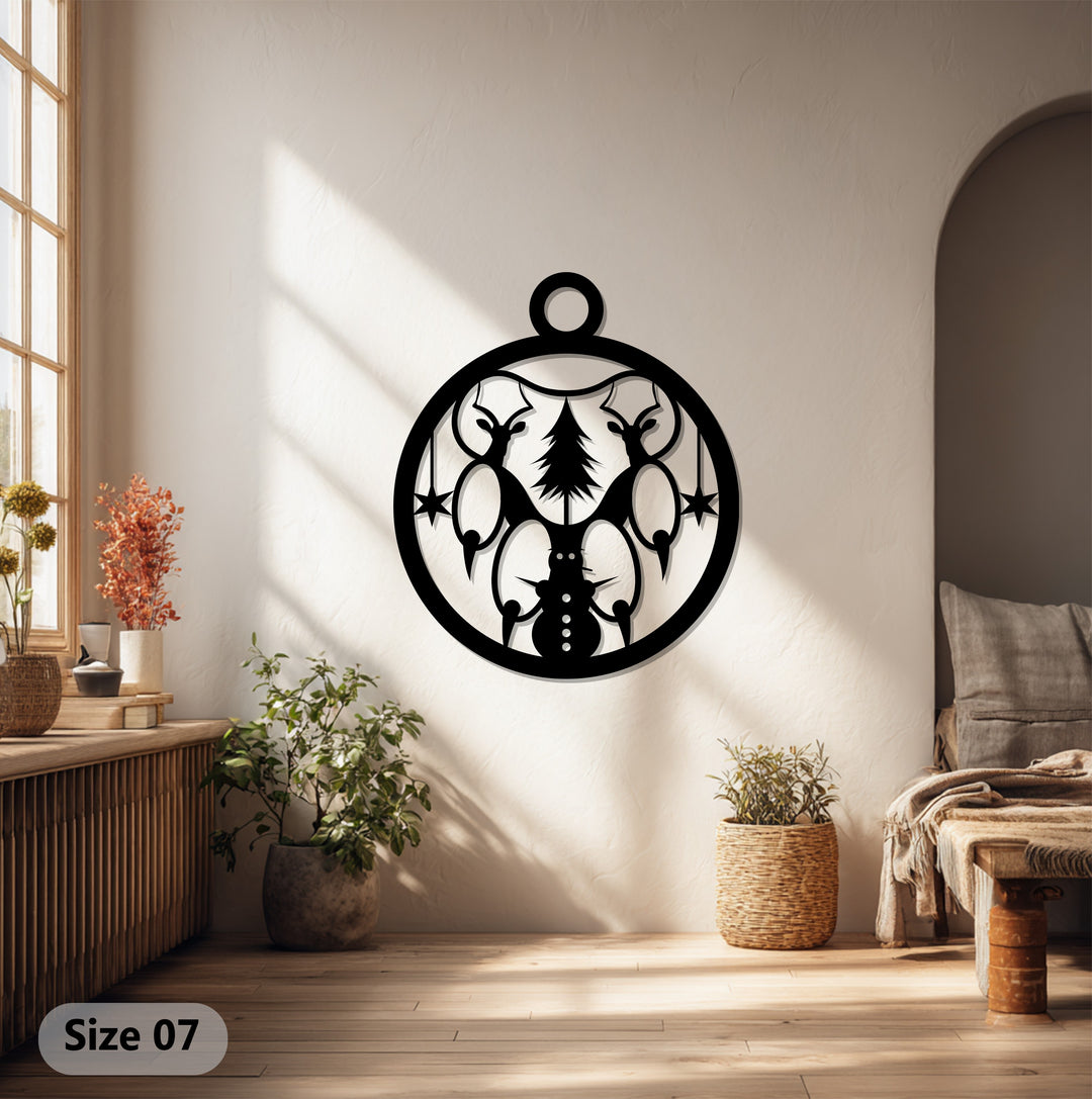 تناغم الشتاء – عيد الميلاد مع الرنة ورجل الثلج فن جداري معدني