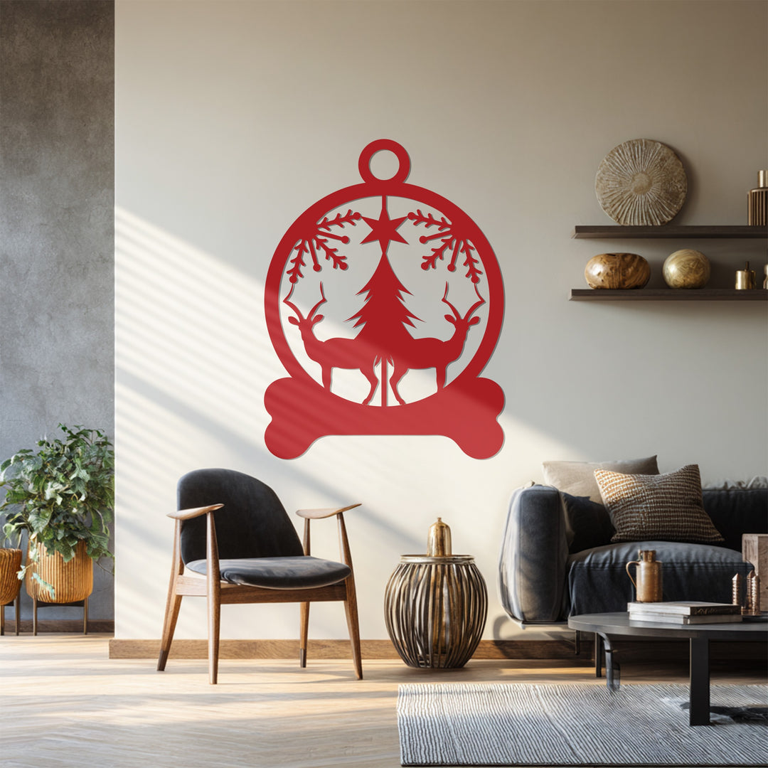 تناغم الشتاء – الرنة والشجرة فن جداري معدني