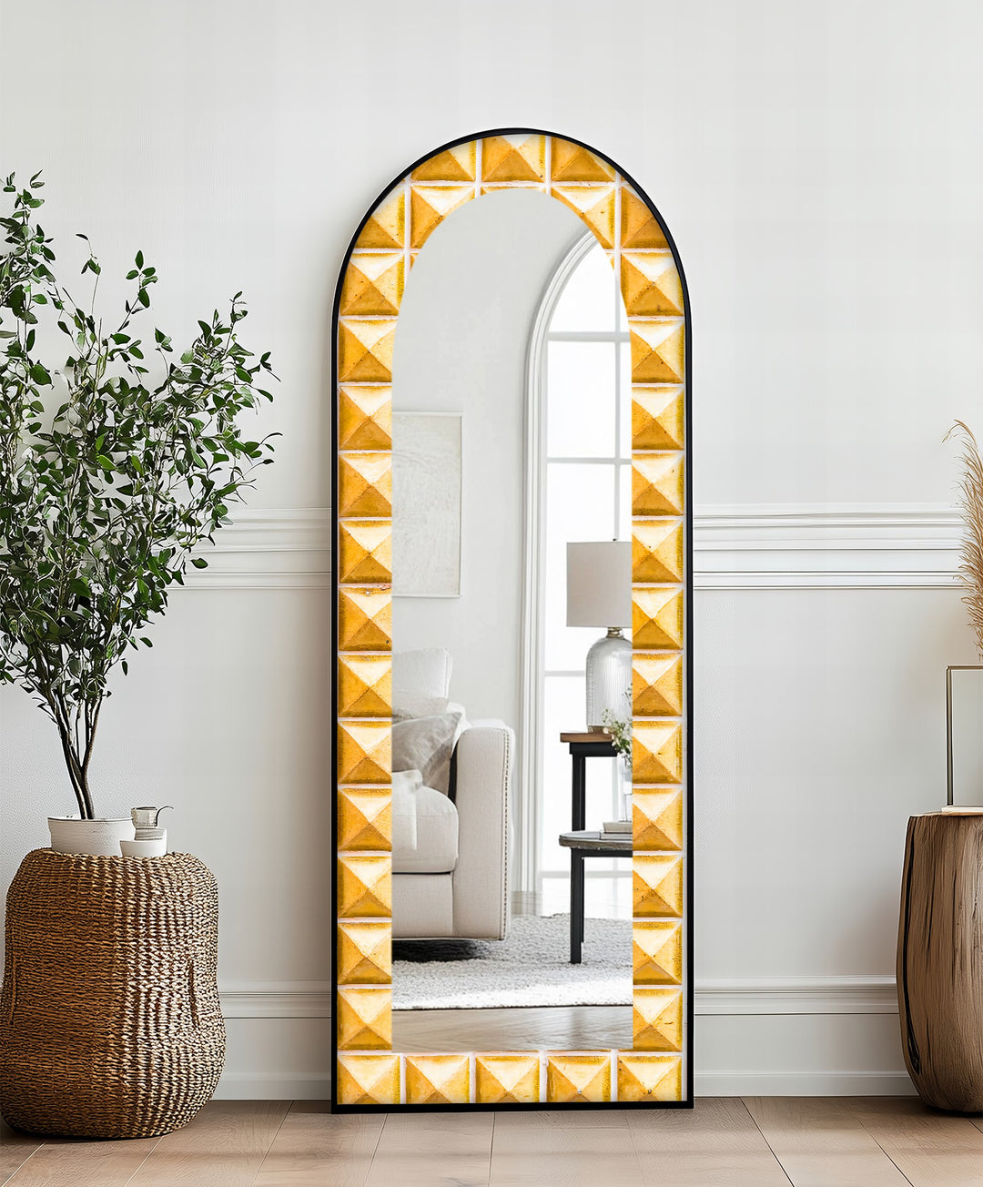 Goldene Pyramide - Mosaik-Bodenspiegel 