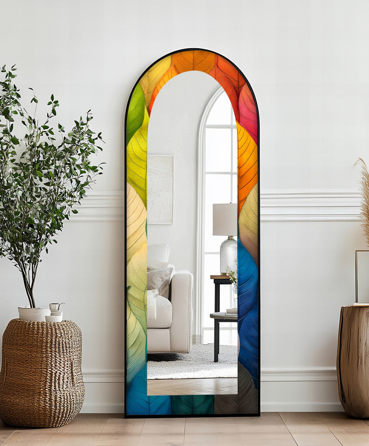Botanic Spectrum – Abstrakter Standspiegel mit Blattmuster 