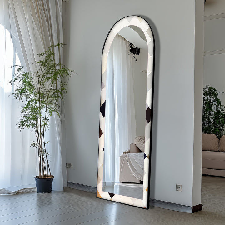 Ivory Diamond Glow – Mosaik-Standspiegel 