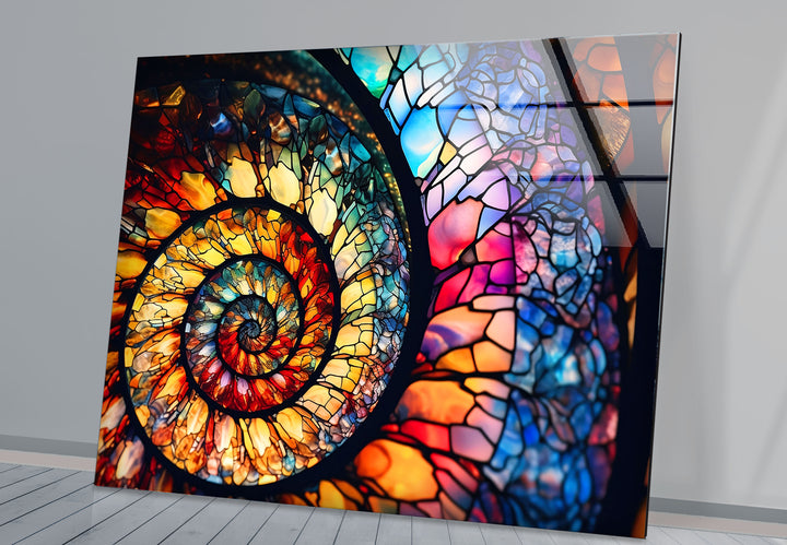 Spiralförmige Wandkunst aus Buntglas – Lebendiges Nautilusmuschel-Design 