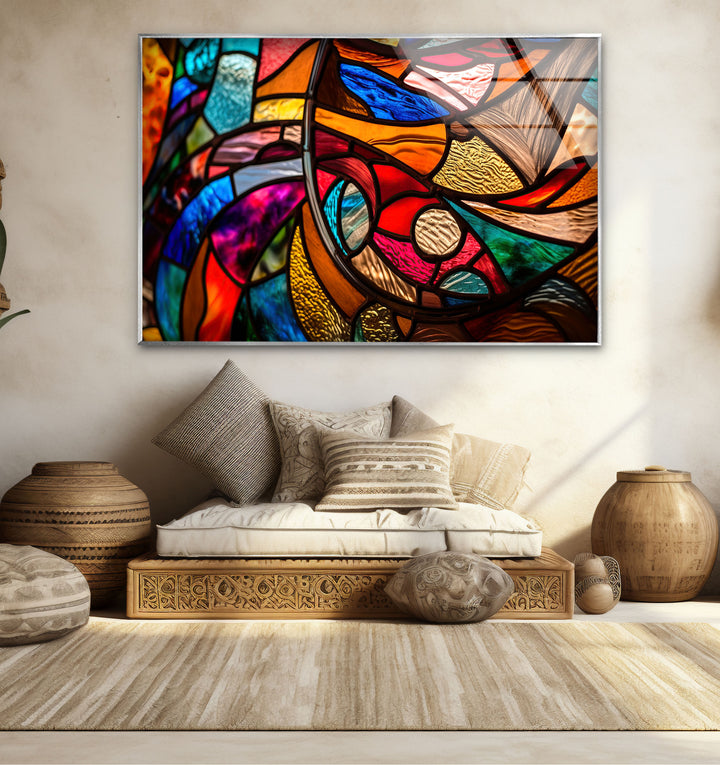 Abstrakte Wanddekoration aus Buntglas – Lebendiges, mehrfarbiges, modernes Fensterdesign 