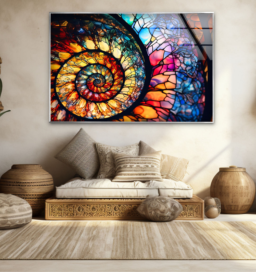Spiralförmige Wandkunst aus Buntglas – Lebendiges Nautilusmuschel-Design 