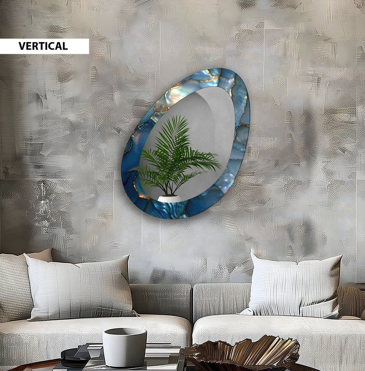 Abstrakter Wandspiegel in Blau-Metallic