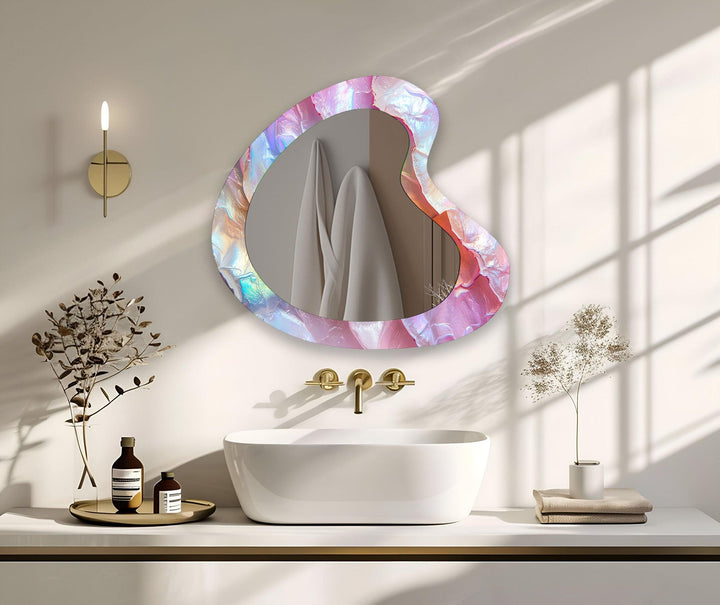 Mirror wall decor with creative frames and reflective details to elevate your home interior
